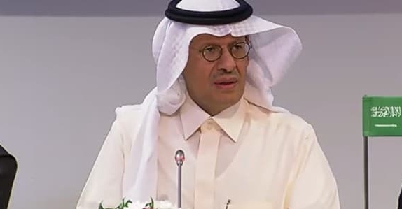 Ả Rập Xê-út đặt cược vào dầu bất chấp lời kêu gọi của IEA