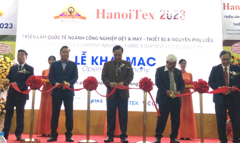 Hơn 200 gian hàng trưng bày sản phẩm tại HanoiTex & HanoiFabric 2023