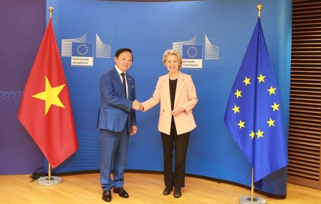 Phó Thủ tướng Trần Hồng Hà gặp, làm việc với Chủ tịch Ủy ban châu Âu