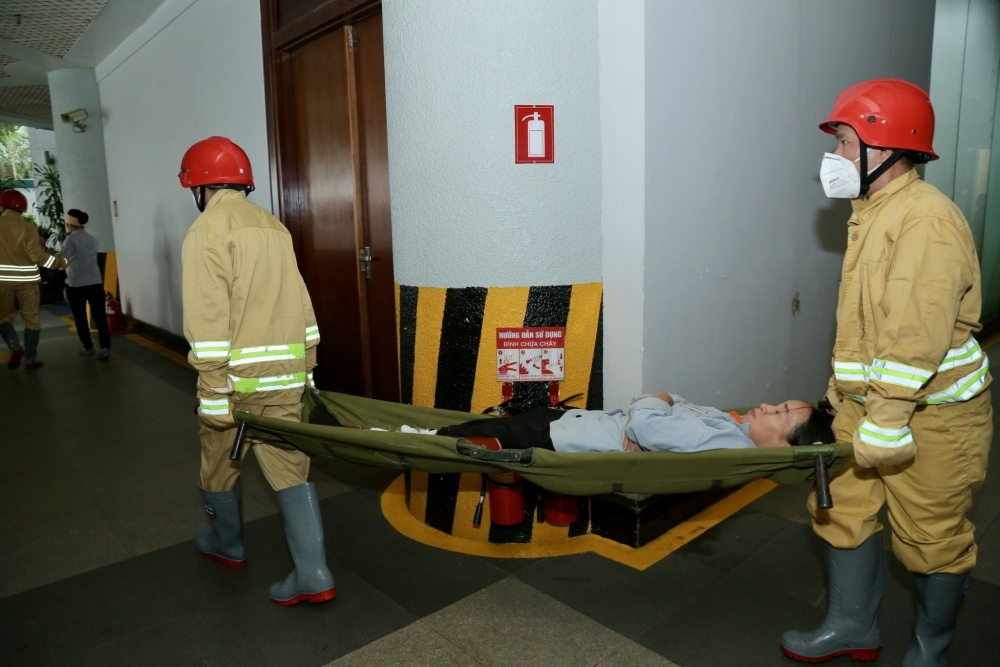 Diễn tập phòng cháy chữa cháy và cứu nạn, cứu hộ tại trụ sở Petrovietnam