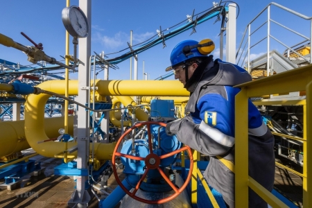 Các "ông lớn" dầu mỏ Nga gặp khó vì bị áp thuế quá cao