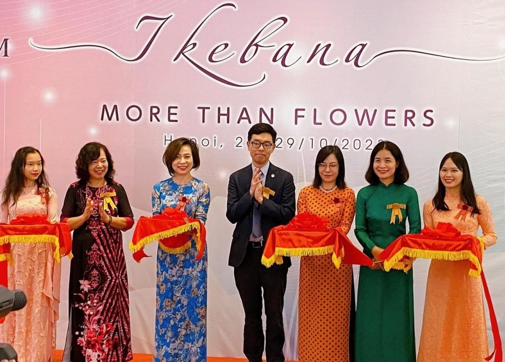 Khai mạc triển lãm Ikebana Hà Nội lần VI - “More than Flower”