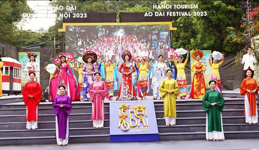 Hà Nội đón trên 3,6 triệu lượt du khách quốc tế