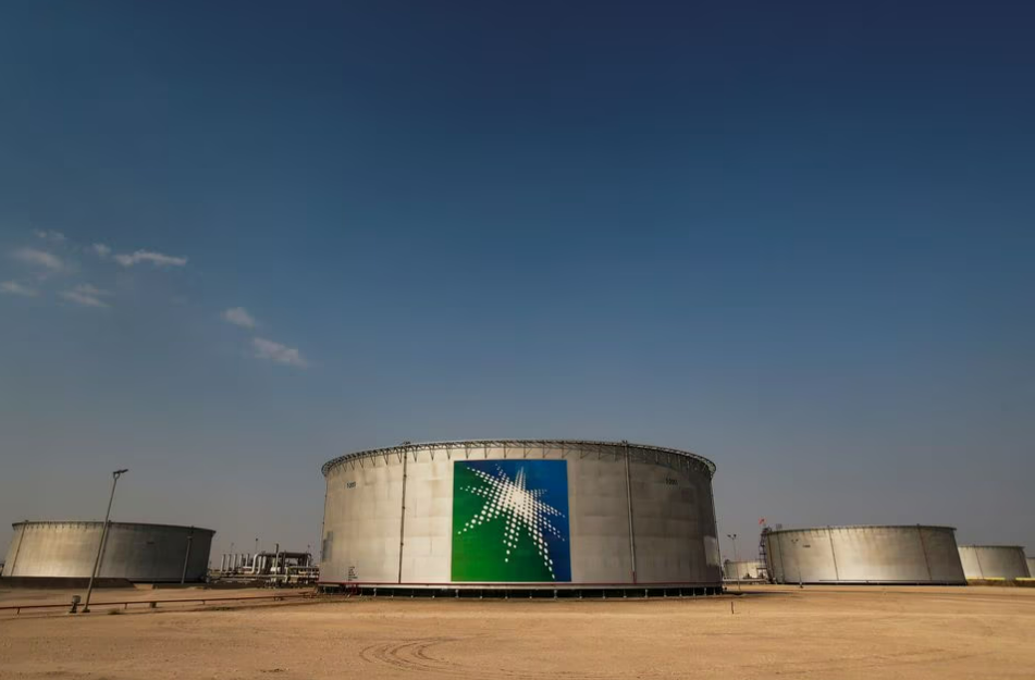 Ả Rập Xê-út có thể duy trì giá dầu đến châu Á trong tháng 12