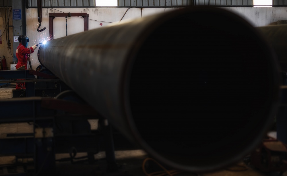 18-DQL-AB-0004-01: Hàn ống chống tại xưởng cơ khí PVD Trading & Technical Services JSC.