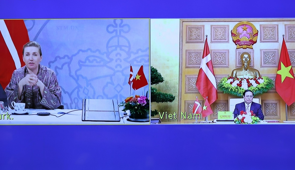 Thủ tướng Chính phủ Phạm Minh Chính đã hội đàm trực tuyến với Thủ tướng Đan Mạch Mette Frederiksen