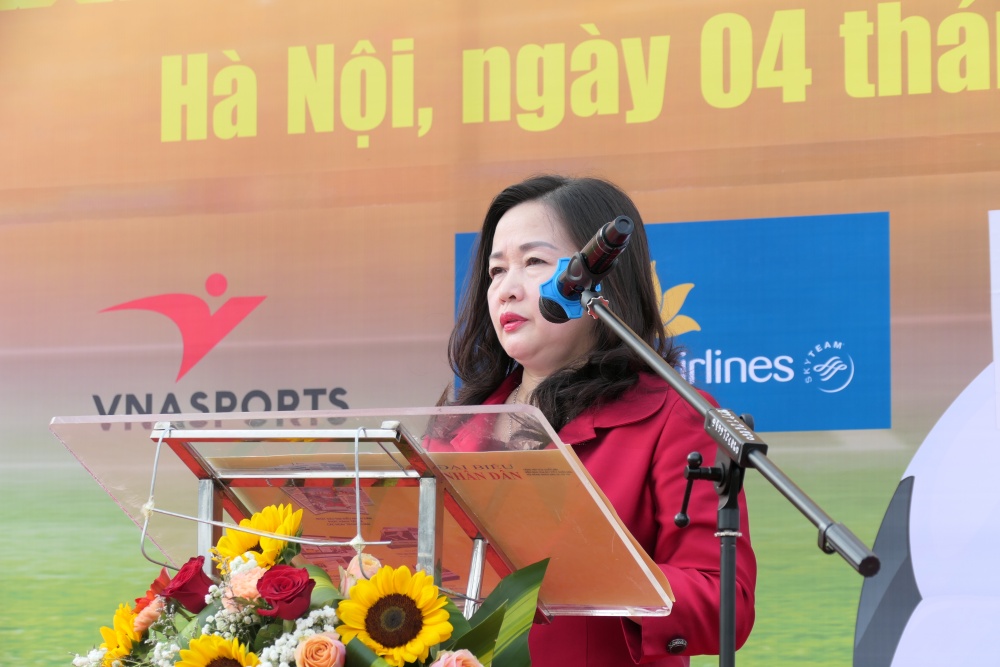 bà Phạm Thị Thanh Huyền, Tổng biên tập Báo Đại biểu Nhân dân - Trưởng Ban tổ chức giải phát biểu khai mạc