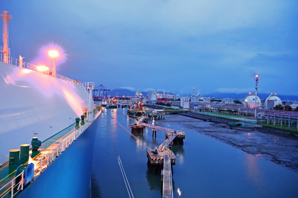 16-PHN-AB-0001-05: Kho cảng PVvGAS và cảng Cái Mép được nhìn từ tàu Maran Gas Achilles.