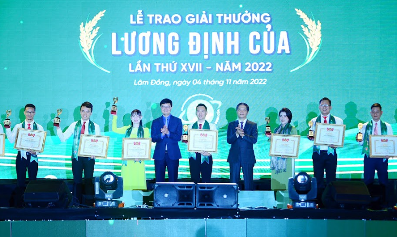 43 nhà nông trẻ nhận Giải thưởng Lương Định Của lần thứ XVIII