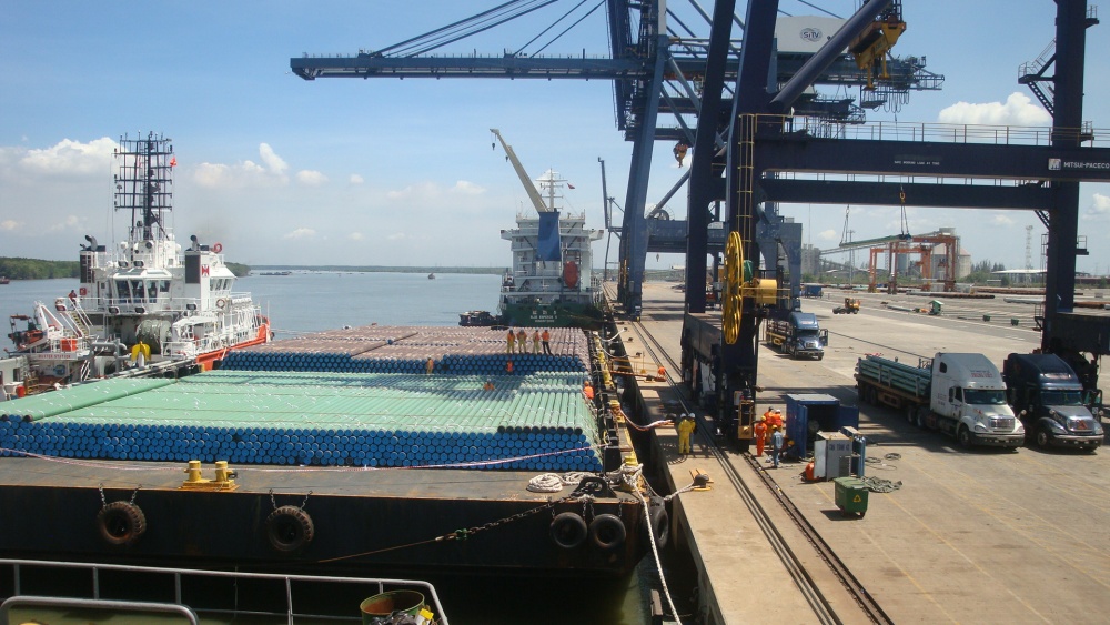 16-PTLN-AD-0005: Công ty PVCoating bàn giao sản phẩm bọc ống thành phẩm cho Chủ đầu tư các Dự án Dầu khí tại Cảng Phú Mỹ.