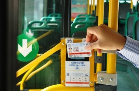 Hà Nội thí điểm vé điện tử liên thông cho xe buýt