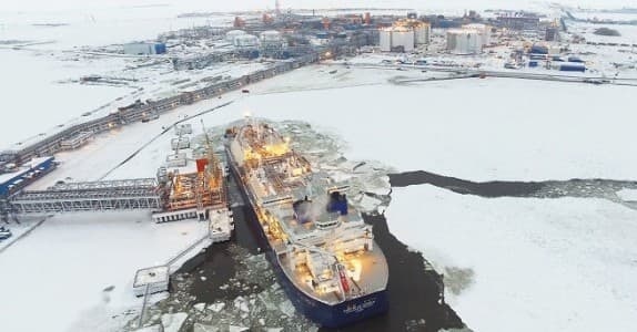 Sau lệnh trừng phạt của Mỹ, Nga vẫn quyết tâm tăng sản lượng LNG