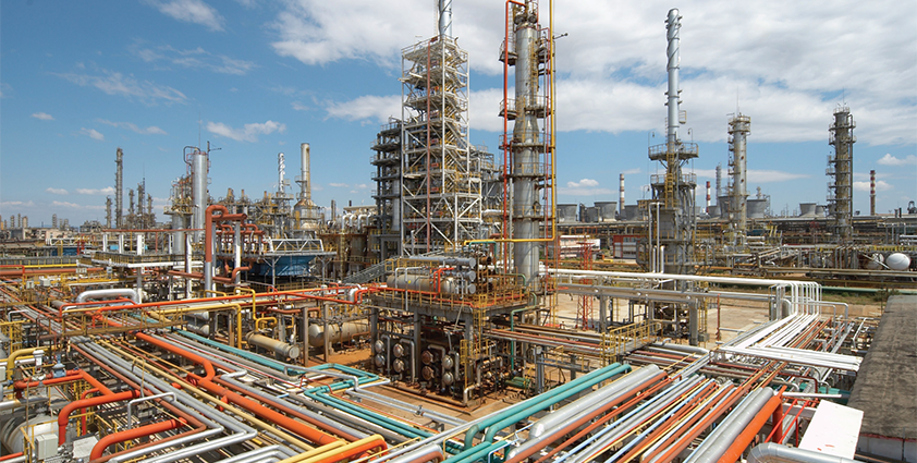Lukoil phủ nhận nhà máy lọc dầu của mình tại Bulgaria bí mật giúp Nga bán dầu trên thị trường thế giới