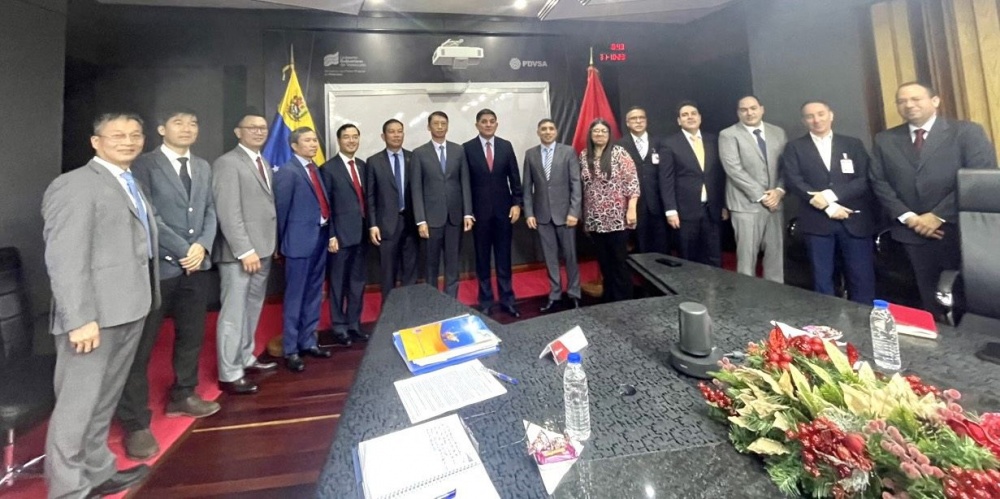 Petrovietnam và PVEP làm việc với các đối tác tại Venezuela