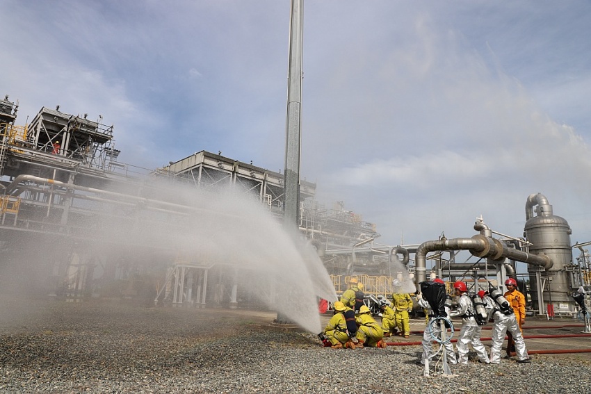 NCSP tổ chức diễn tập phương án phòng cháy chữa cháy và ứng phó sự cố tràn dầu - hóa chất