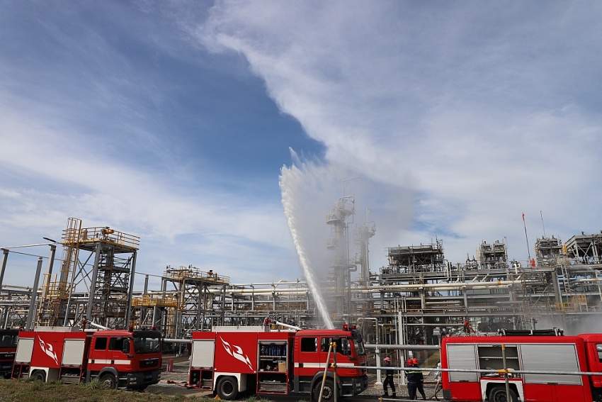 NCSP tổ chức diễn tập phương án phòng cháy chữa cháy và ứng phó sự cố tràn dầu   Hóa chất
