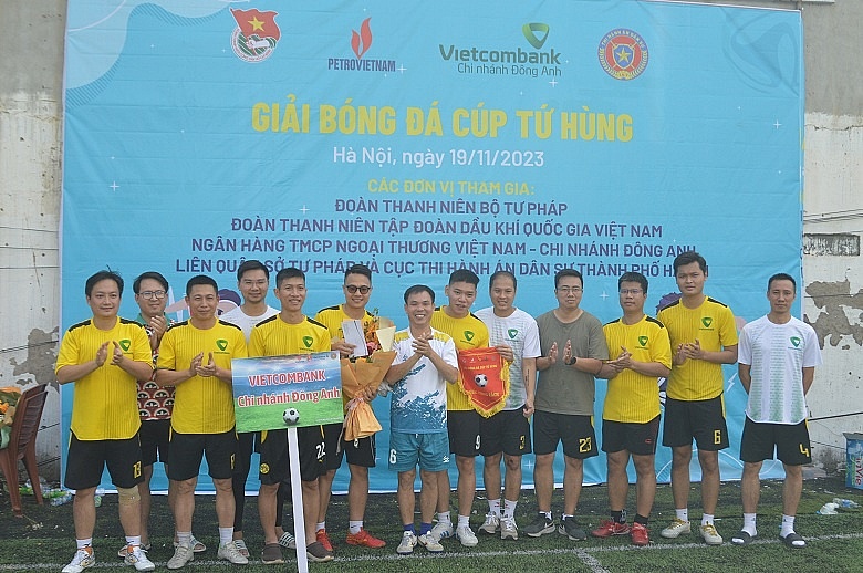 Sôi nổi Giải bóng đá Cúp Tứ hùng năm 2023 Sôi nổi Giải bóng đá Cúp Tứ hùng năm 2023