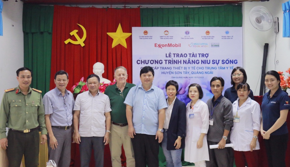 ExxonMobil tiếp tục hỗ trợ triển khai các chương trình giáo dục STEM và chăm sóc sức khỏe tại Việt Nam