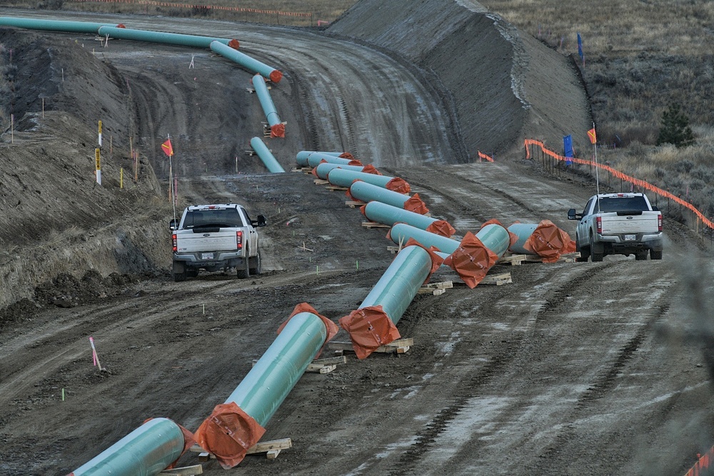 Cả nước Canada chia rẽ vì một dự án đường ống dẫn dầu