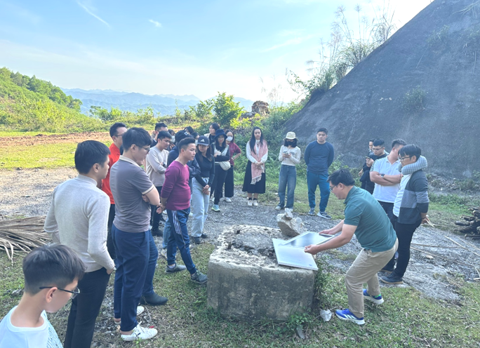 Đoàn Thanh niên VPI, PVChem, PVPGB, FECON tổ chức chương trình đào tạo thực địa kết hợp an sinh xã hội tại Hà Giang Đoàn Thanh niên VPI, PVChem, PVPGB, FECON tổ chức chương trình đào tạo thực địa kết hợp an sinh xã hội tại Hà Giang