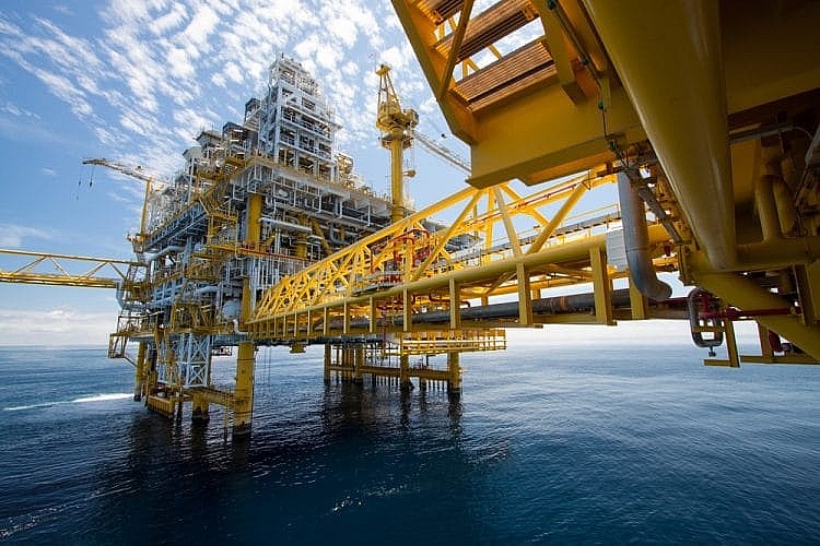 Thị trường dầu mỏ quay cuồng sau những bình luận từ IEA