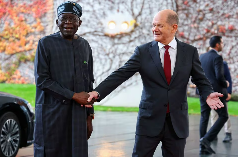 Nigeria và Đức ký thỏa thuận khí đốt và năng lượng tái tạo trị giá 500 triệu USD