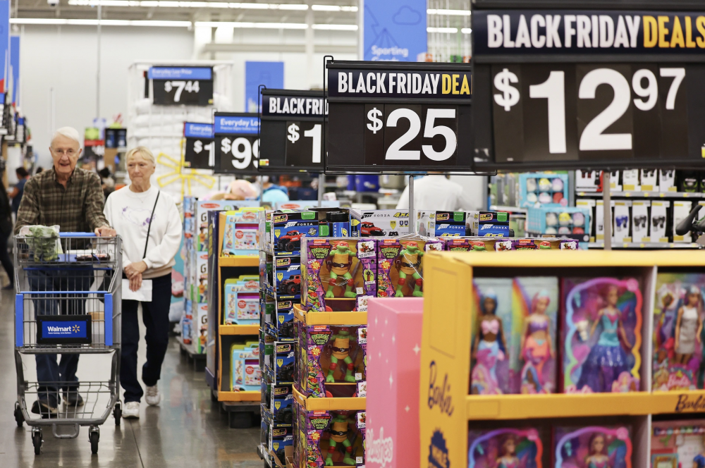 Black Friday nhộn nhịp tại Mỹ, châu Âu Black Friday nhộn nhịp tại Mỹ, châu Âu