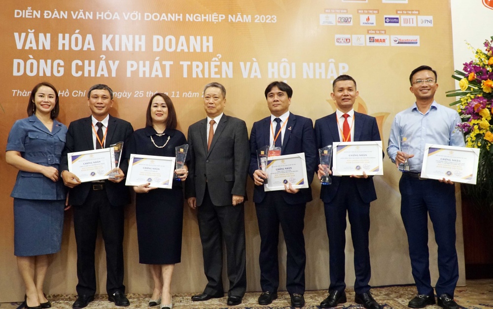 ông Hồ Anh Tuấn, Trưởng Ban tổ chức 248, Chủ tịch Hiệp hội Phát triển Văn hóa doanh nghiệp Việt Nam ông Hồ Anh Tuấn, Trưởng Ban tổ chức 248, Chủ tịch Hiệp hội Phát triển Văn hóa doanh nghiệp Việt Nam