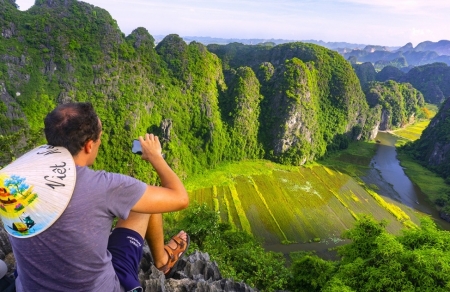 Travel Off Path nêu lý do Việt Nam được tín đồ “du mục kỹ thuật số” ngày càng yêu thích