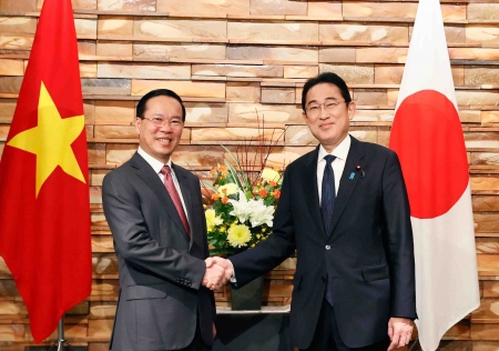 Tuyên bố chung về việc nâng cấp quan hệ Việt Nam - Nhật Bản lên Đối tác chiến lược toàn diện