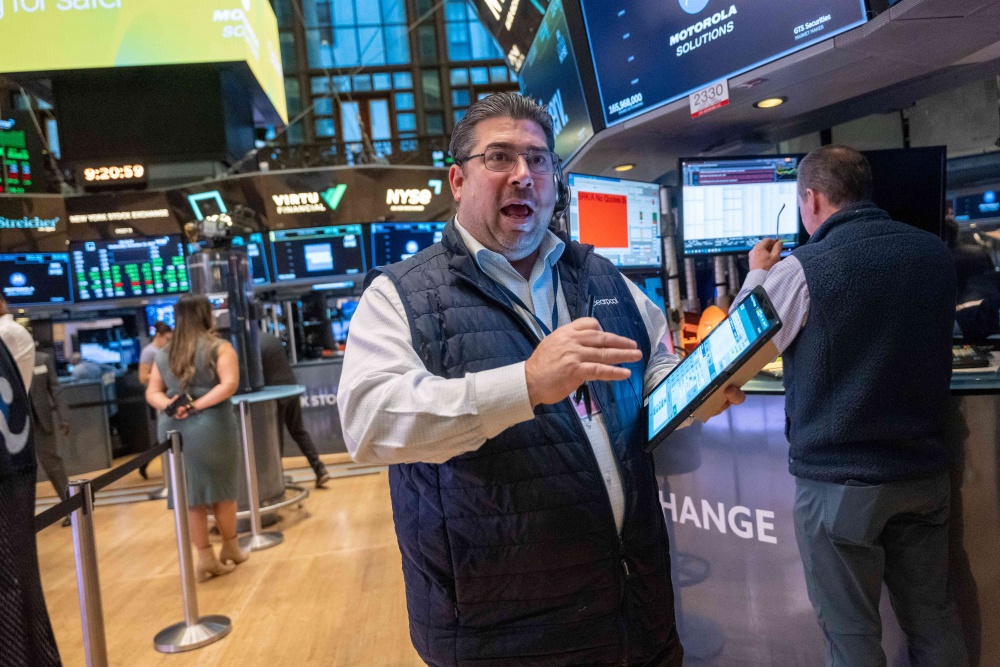 Thị trường chứng khoán thế giới ngày 2/12: Dow Jones có chuỗi chiến thắng dài nhất kể từ năm 2021