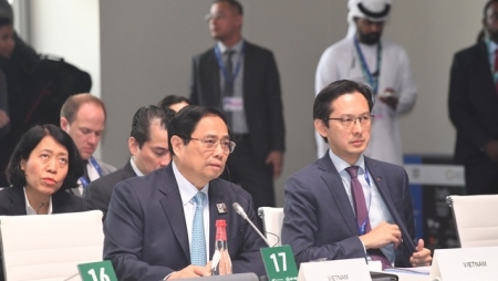 COP28: Thủ tướng Phạm Minh Chính dự và phát biểu tại tọa đàm "Đẩy nhanh chuyển đổi điện than"