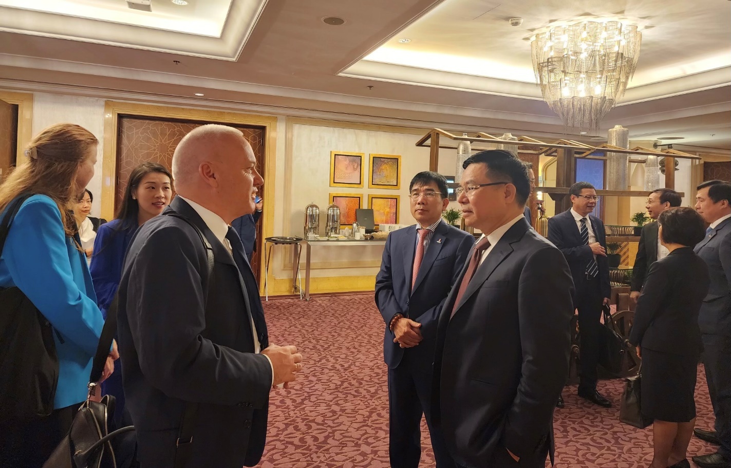 Lãnh đạo Tập đoàn Dầu khí Việt Nam tham dự Hội nghị COP28 và làm việc với các đối tác