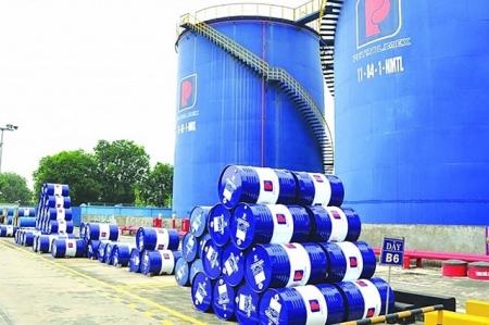 Việt Nam chi gần 7,9 tỷ USD để nhập khẩu 9,5 triệu tấn xăng dầu