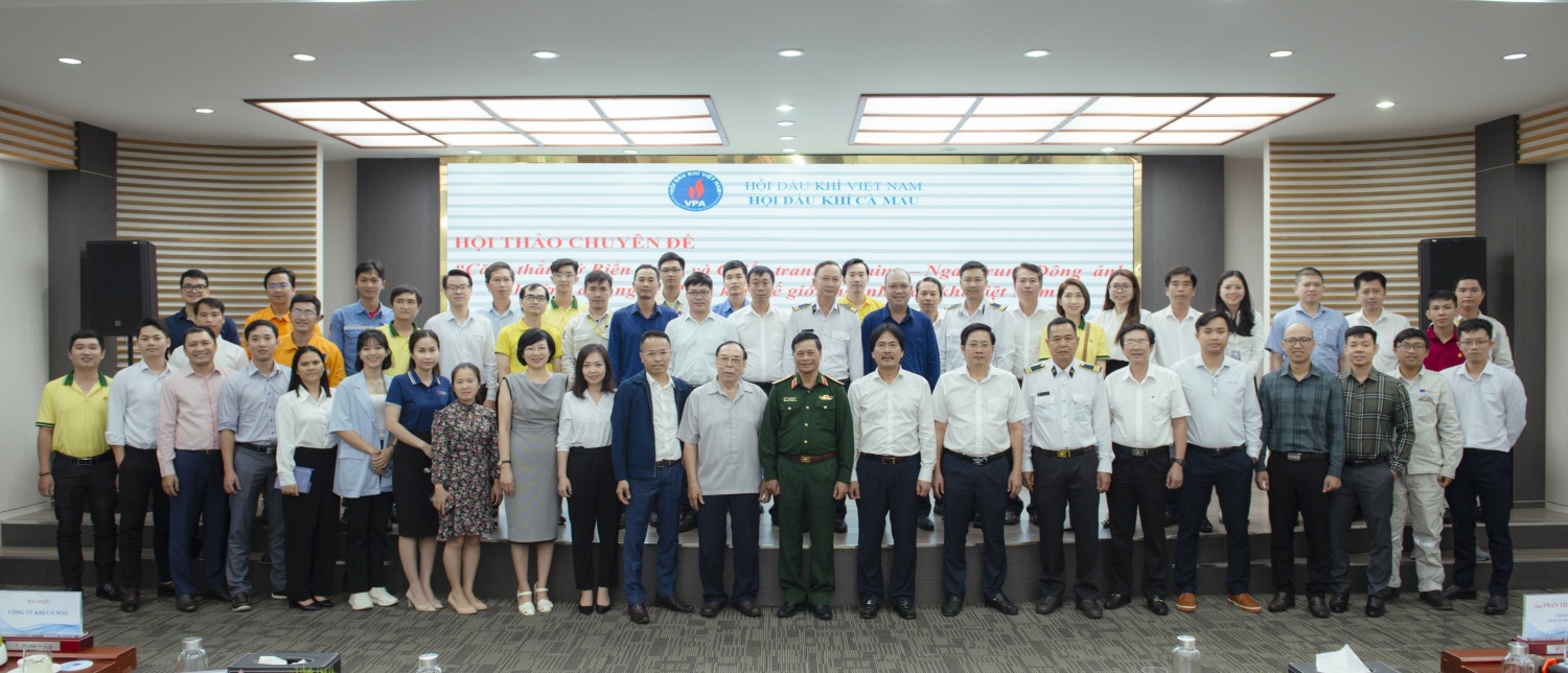 Hội thảo chuyên đề “Chiến tranh Ukraina - Nga, Trung Đông và ảnh hưởng đến ngành Dầu khí thế giới, ngành Dầu khí Việt Nam” diễn ra thành công tốt đẹp.