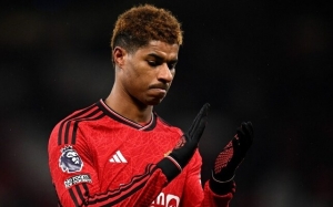 Ten Hag thúc giục Marcus Rashford "hãy nhìn gương Maguire"