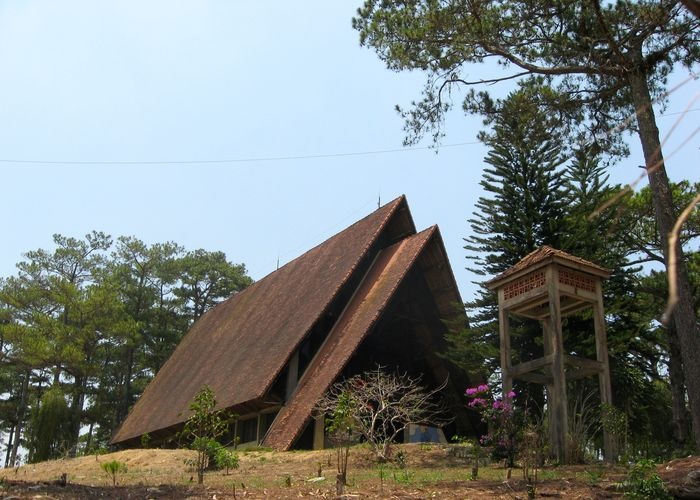 Check-in những nhà thờ có kiến trúc độc đáo ở Lâm Đồng