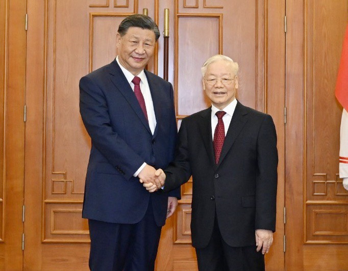 Việt Nam coi phát triển quan hệ với Trung Quốc là ưu tiên hàng đầu- Ảnh 2.