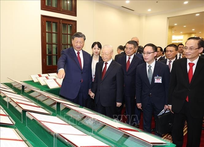 Việt Nam - Trung Quốc ký kết 36 văn bản thỏa thuận hợp tác- Ảnh 1.