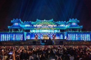 Bữa tiệc âm nhạc và ánh sáng 3D đặc sắc tại Ngọ Môn - Đại nội Huế