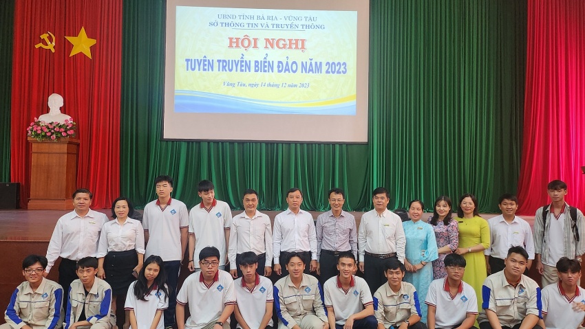 Bà Rịa - Vũng Tàu: Tuyên truyền về biển đảo cho sinh viên