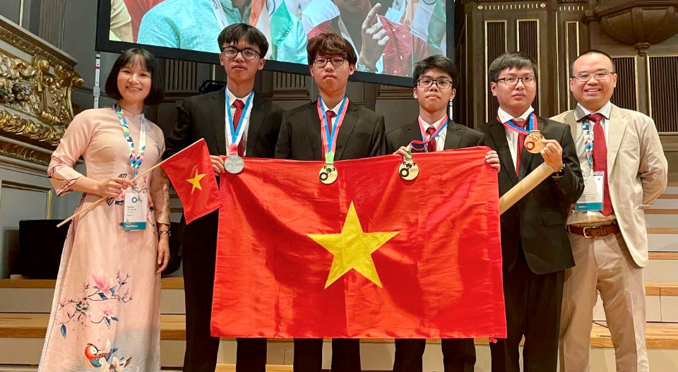 Năm 2023: Học sinh Việt Nam đoạt 32 huy chương Olympic khu vực và quốc tế
