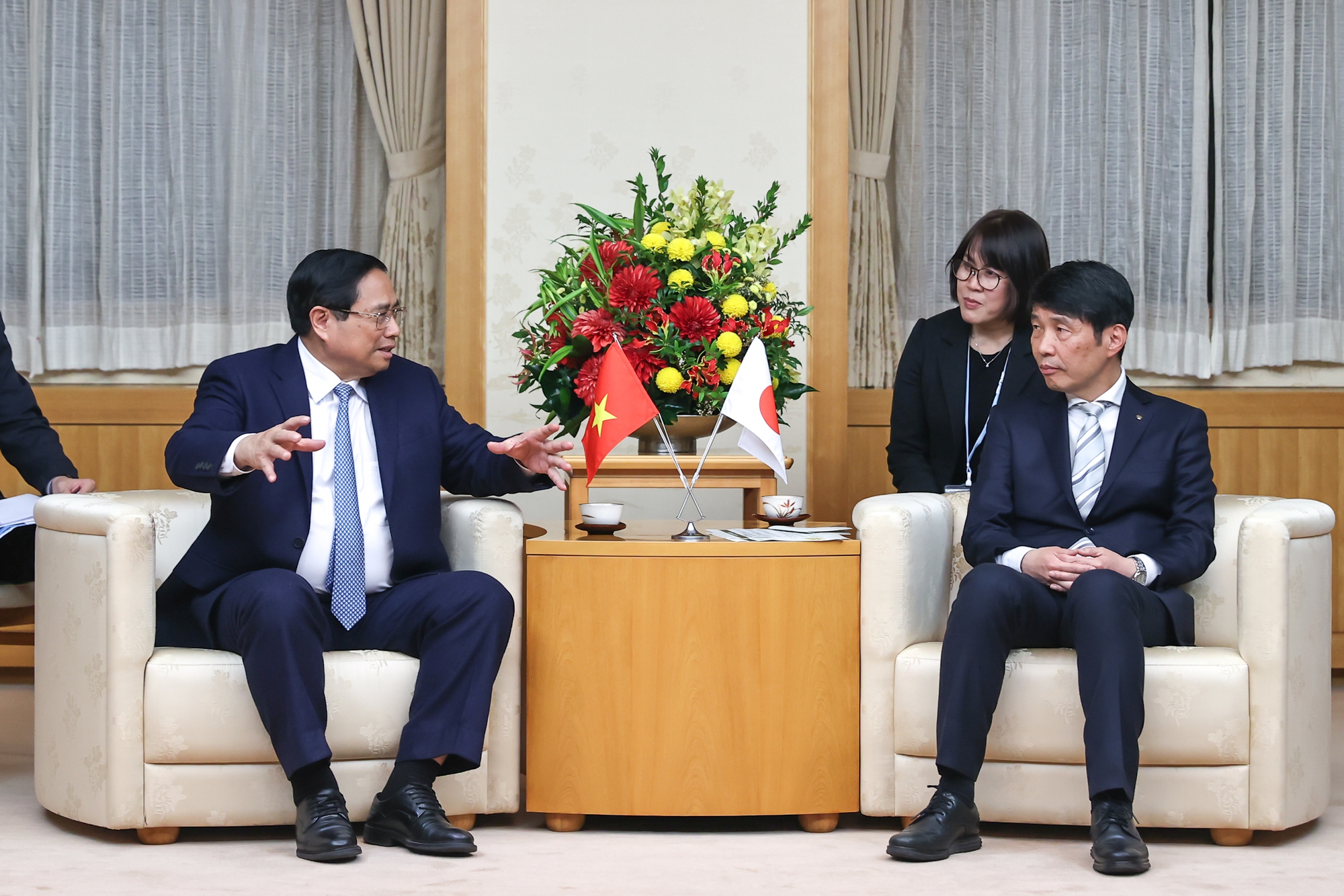 Chính phủ Việt Nam luôn coi hợp tác địa phương là kênh hiệu quả trong quan hệ với Nhật Bản- Ảnh 3.