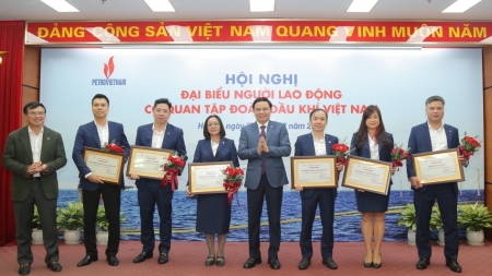 [PetroTimesTV] Năm 2024, Petrovietnam tiếp tục tăng cường bổ sung nguồn lực tăng trưởng mới