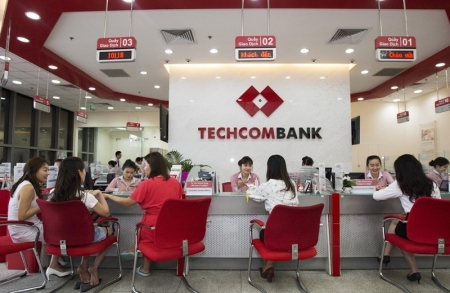 Tin ngân hàng ngày 18/12: Techcombank giảm lãi suất huy động