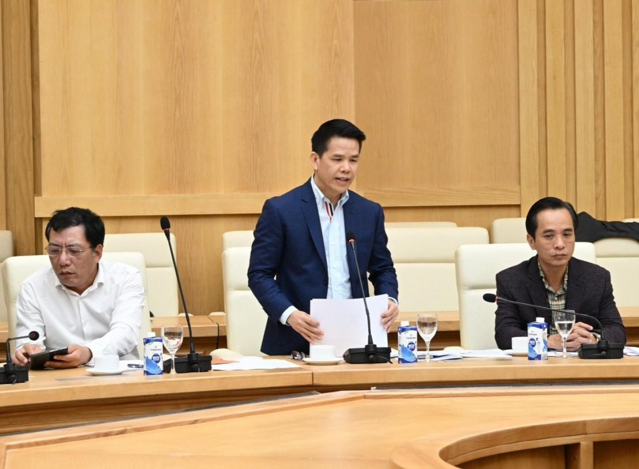 Tổng Giám đốc PV GAS Phạm Văn Phong đề xuất các giải pháp thúc đẩy triển khai các dự án điện khí.