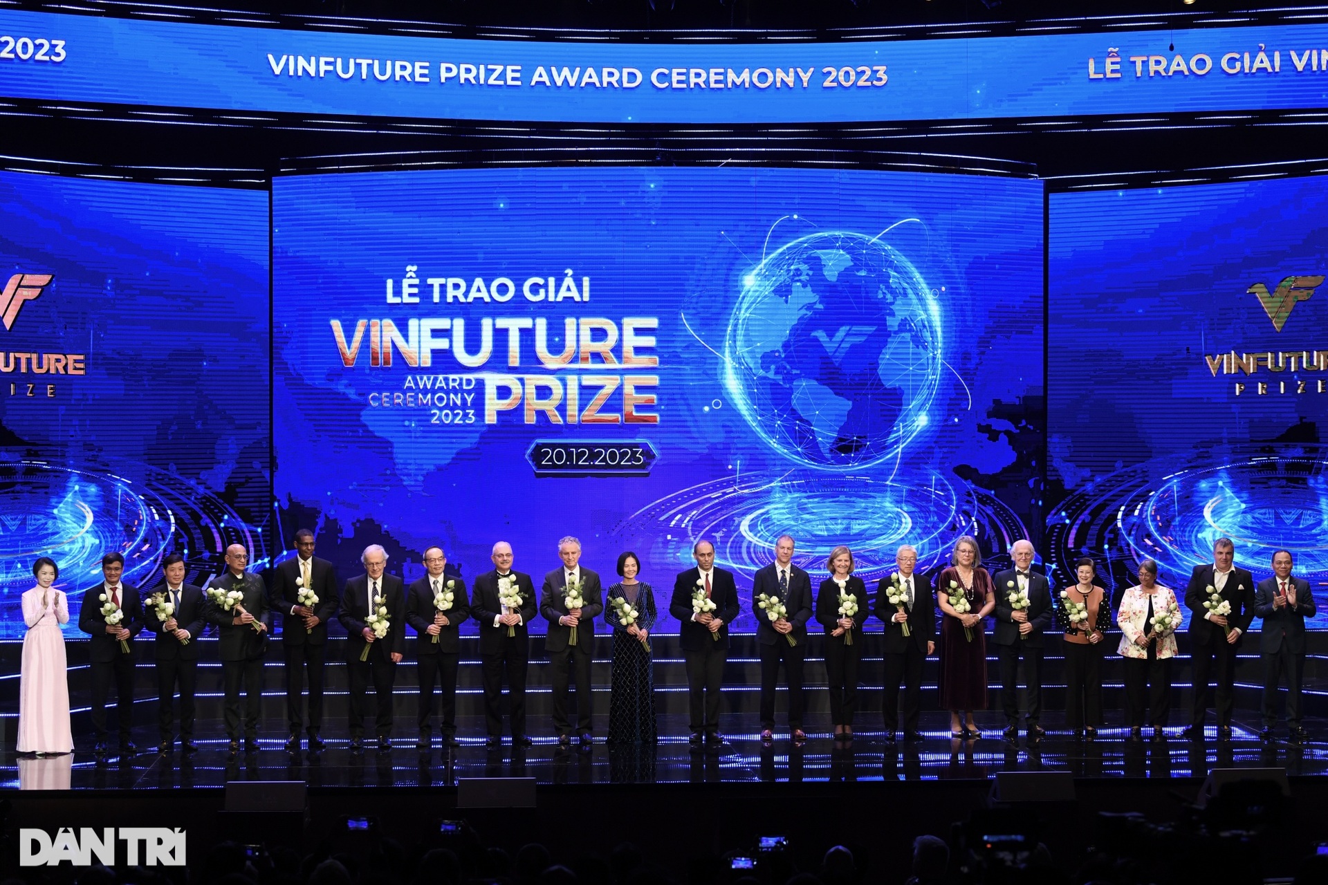 Toàn cảnh Lễ trao giải VinFuture 2023 vinh danh các nhà khoa học xuất chúng - 6
