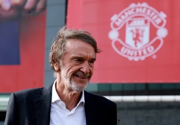 Tỷ phú Jim Ratcliffe chính thức nắm quyền tại Man Utd