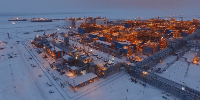 Trung Quốc chỉ trích lệnh trừng phạt của Mỹ nhằm vào dự án LNG-2 Bắc Cực của Nga