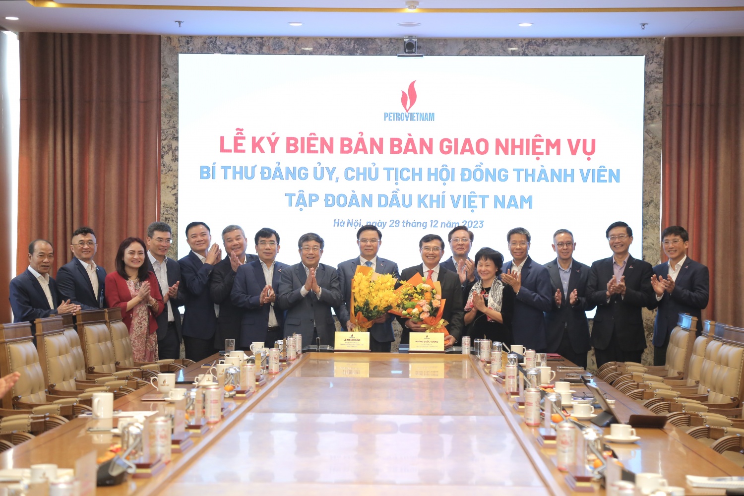 Các sự kiện nổi bật của Petrovietnam trong tuần từ ngày 24/12 đến 31/12/2023 Các sự kiện nổi bật của Petrovietnam trong tuần từ ngày 24/12 đến 31/12/2023